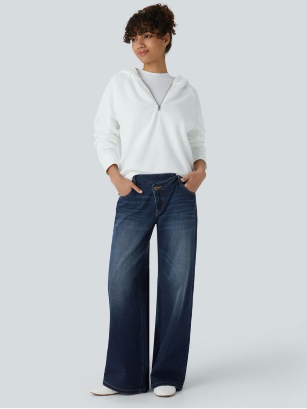 NWT Halara Flex™ Asymmetric Low Rise Baggy Wide Leg Jeans